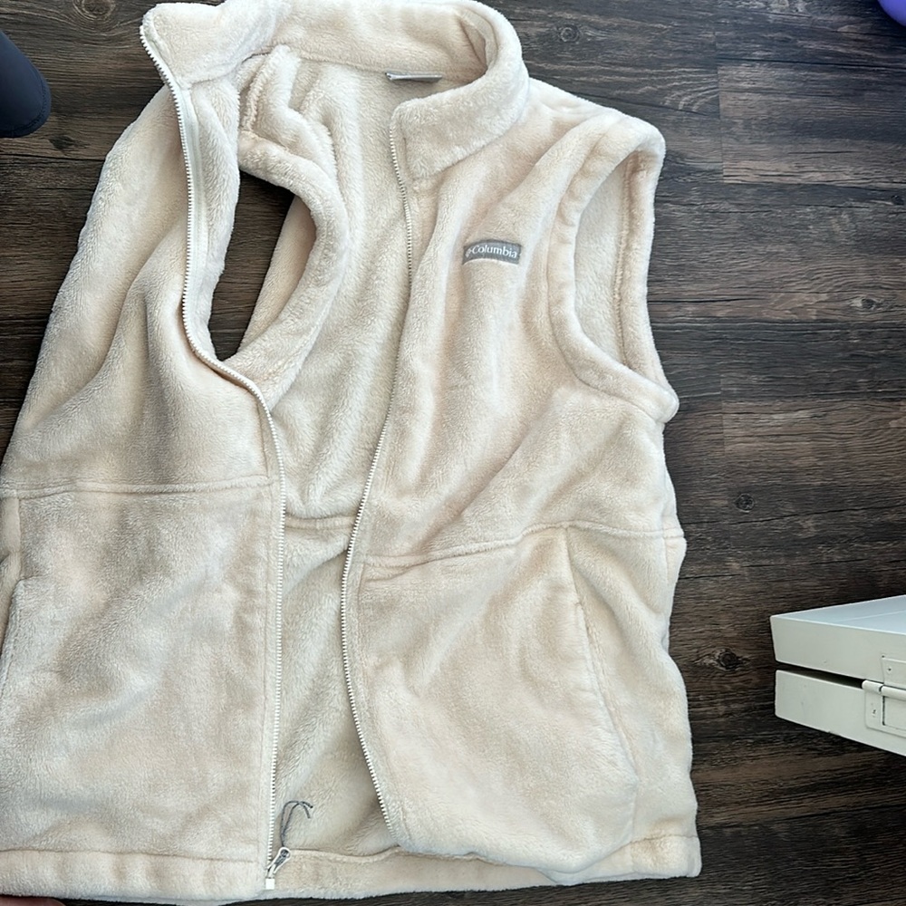 Fur vest